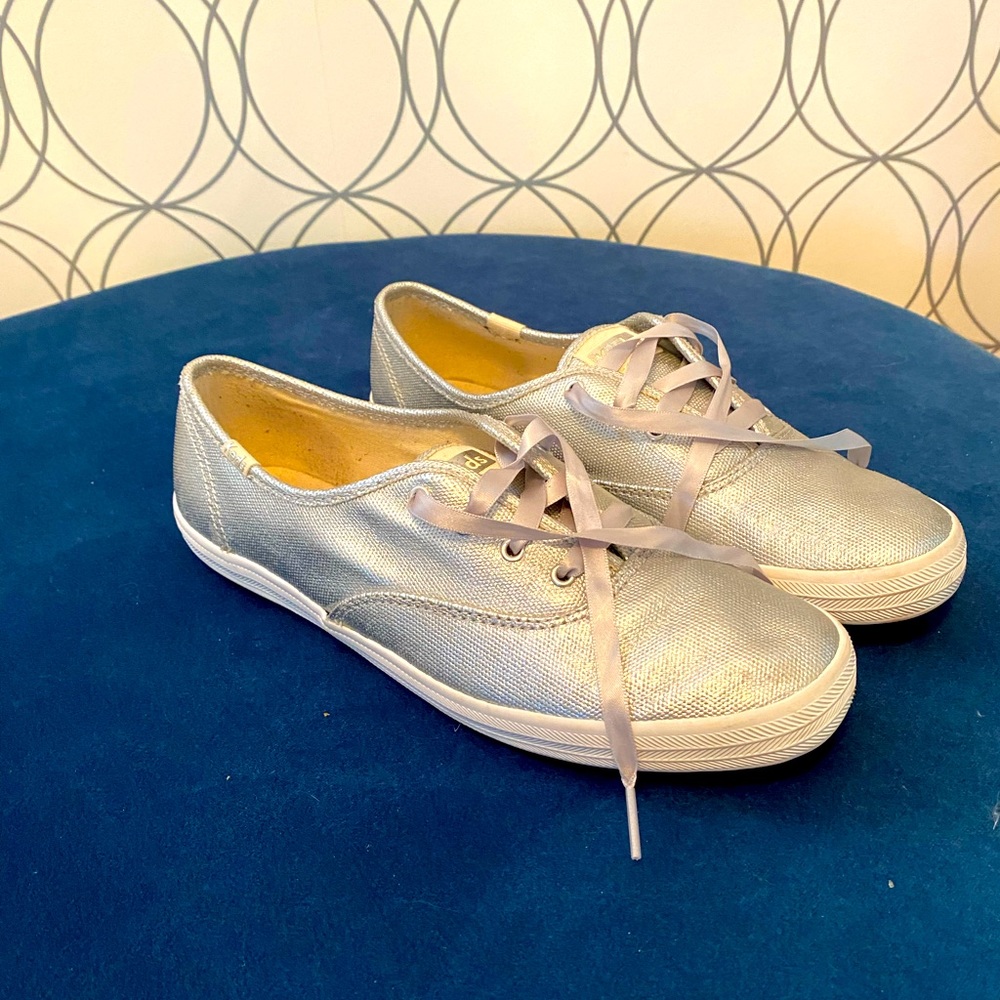 Silver Keds with silver ribbon laces